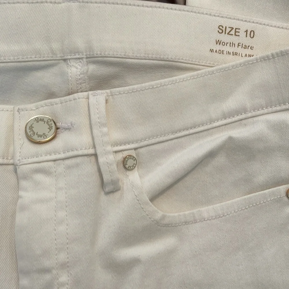 Lilly Pulitzer white flare jeans - Picture 4 of 6